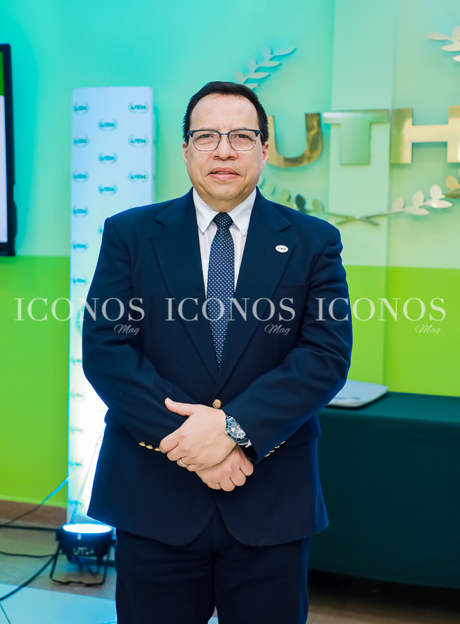 Desayuno empresarial inteligencia emocional by UTH Honduras