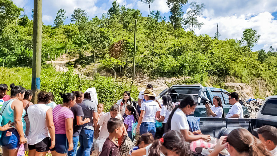 Estudiantes de UCENM Campus regional Copán han visitado crematorio