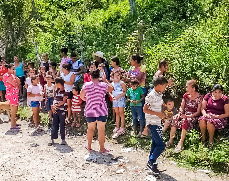 Estudiantes de UCENM Campus regional Copán han visitado crematorio