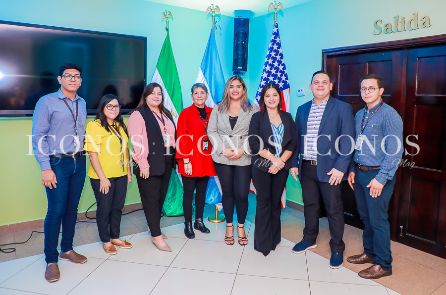 Firma convenio by UTH Honduras y Zero Variance (1)