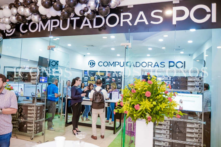 Inauguración Computadoras PCI City Mall Tegucigalpa