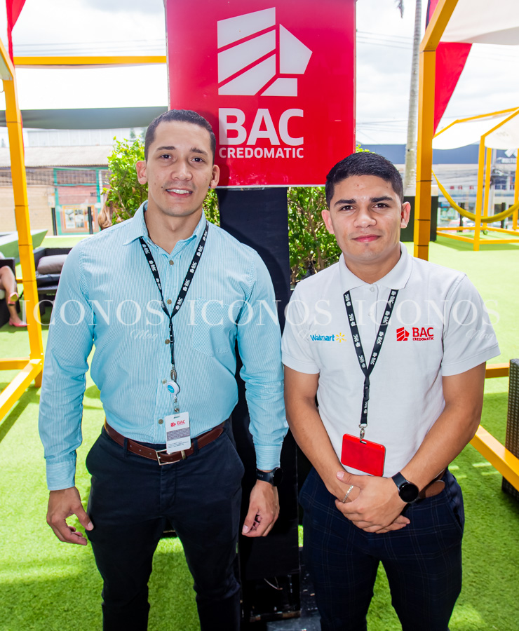 Parqueo Compass Ventu LifeCenter by BAC Credomatic