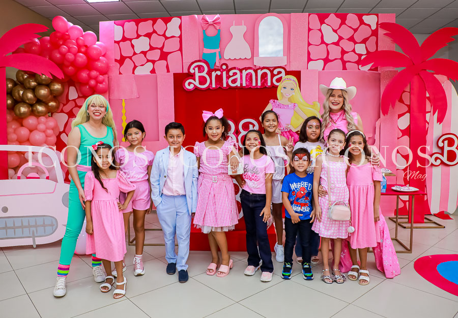 Piñata y cumpleaños de Brianna Lucía Beckeles Brocato 1