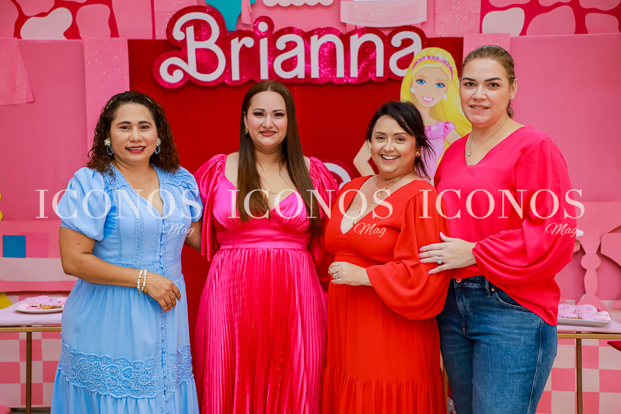 Piñata y cumpleaños de Brianna Lucía Beckeles Brocato 1