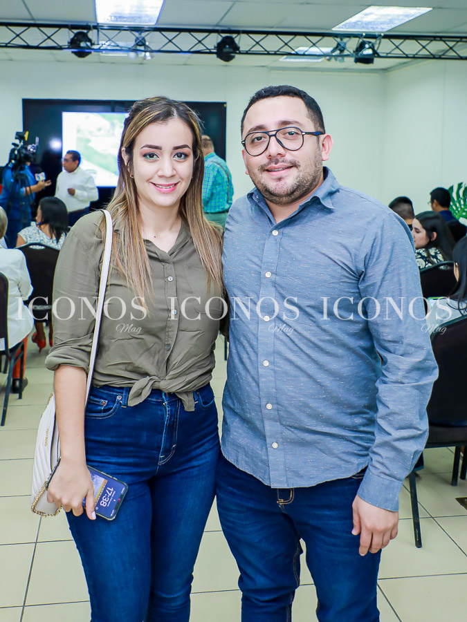 Presentación libro Los Firmantes de Gilberto Izcoa (1)