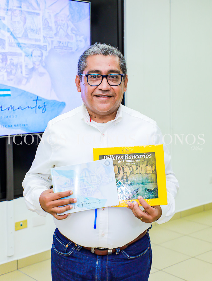 Presentación libro Los Firmantes de Gilberto Izcoa (1)