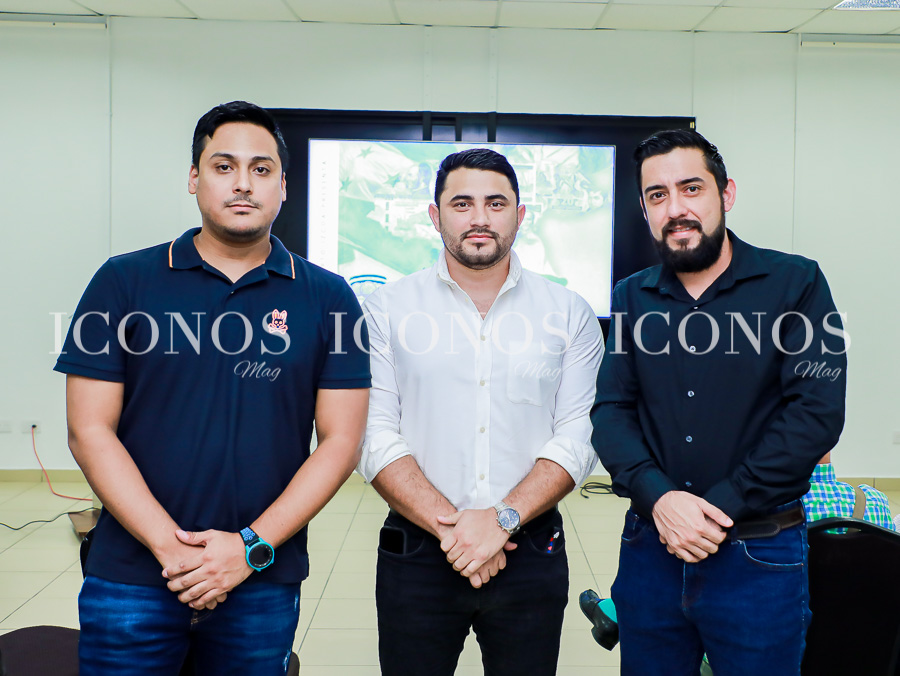 Presentación libro Los Firmantes de Gilberto Izcoa (17)