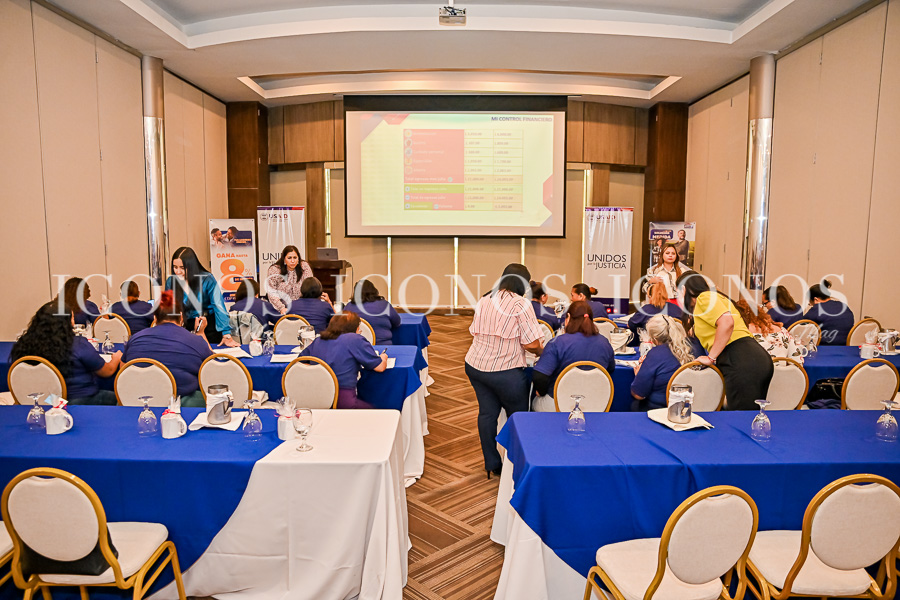 Taller Finanzas para emprendedores by Usaid