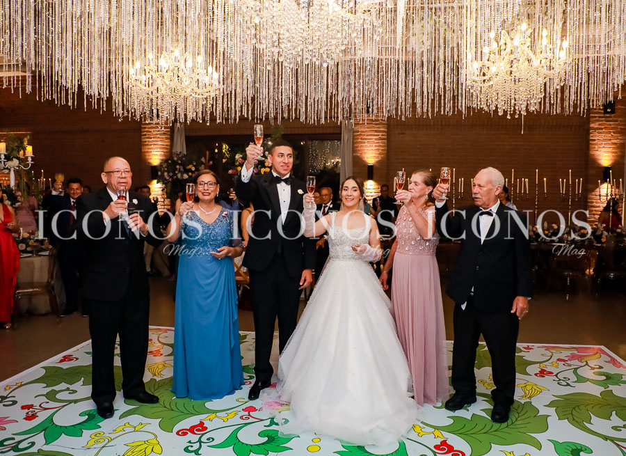 Boda Mirian Griselda España Romero y Marcos David Pérez Saravia 2