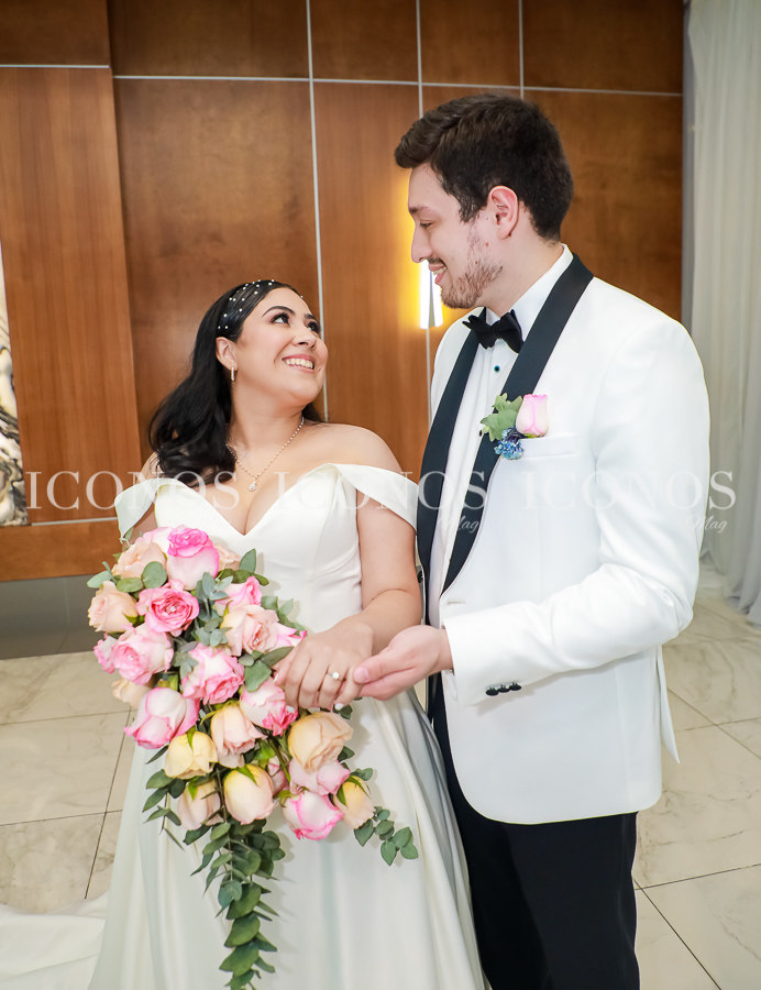Boda Reina Rivas y Hashem El Ajluni (1)