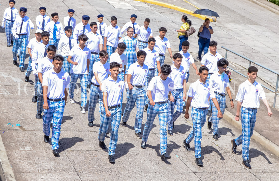 Desfile patrio escuela bilingüe Happy Summer UTH campus Tegucigalpa