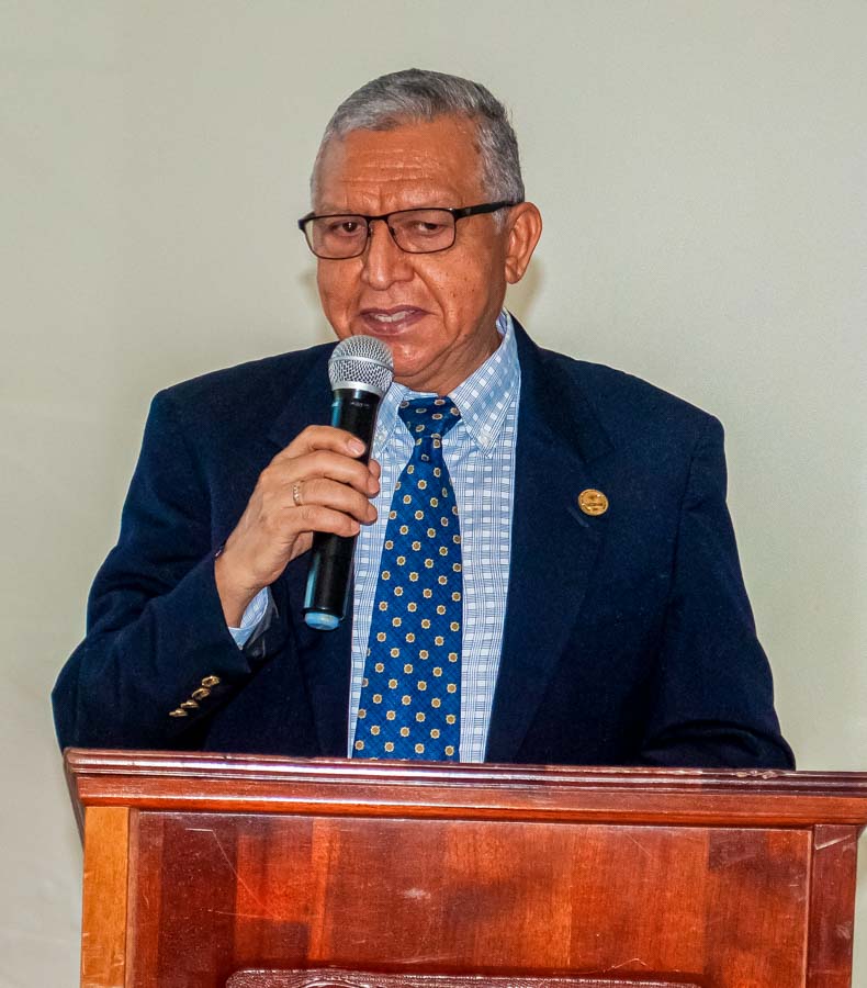 Diplomado en investigación científica by UCENM Honduras