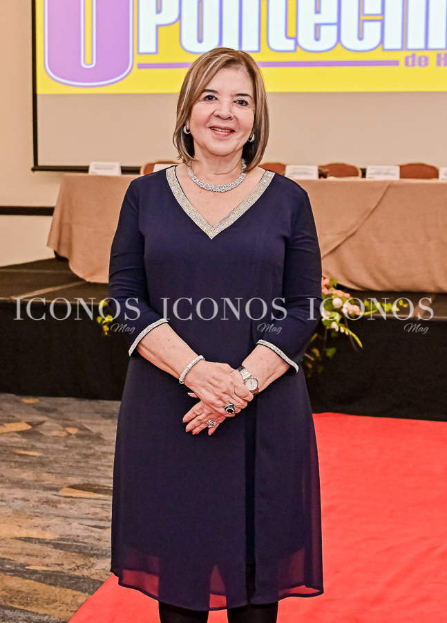 Doctorado Honoris Causa en Educación 2023 by UPH Honduras 1