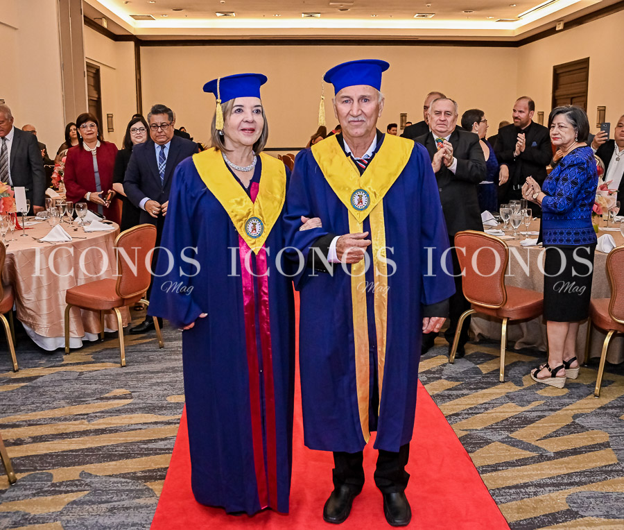 Doctorado Honoris Causa en Educación 2023 by UPH Honduras 2