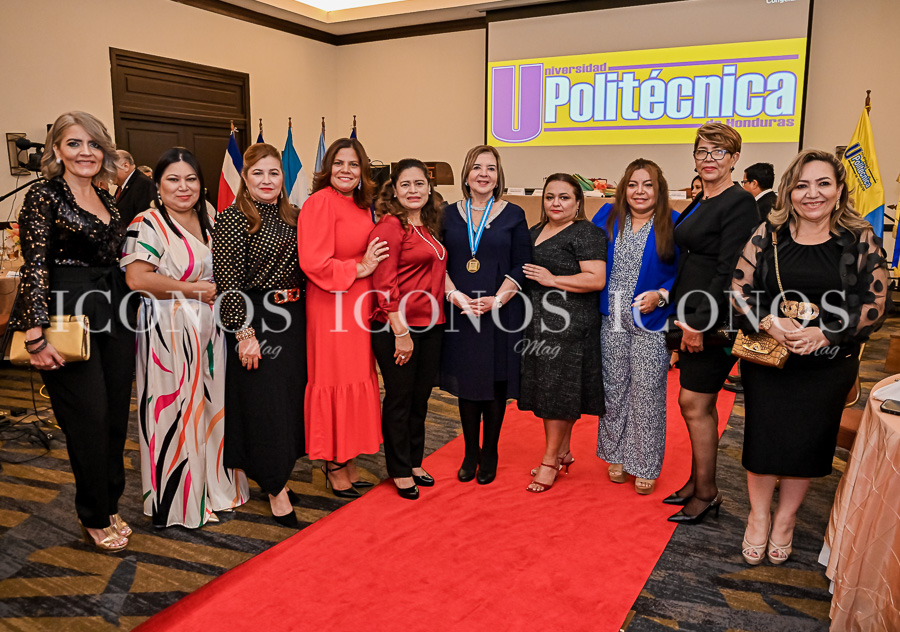 Doctorado Honoris Causa en Educación 2023 by UPH Honduras 3