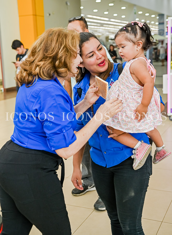 El 35 aniversario de Pisos Brillantes