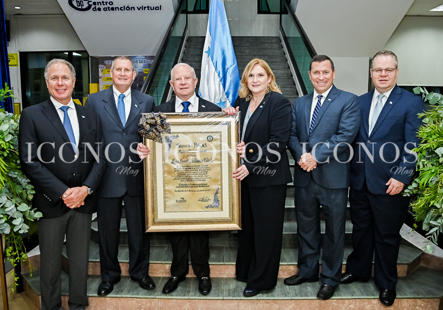 Homenaje Roger Danilo Valladares Varela by Banpais 2