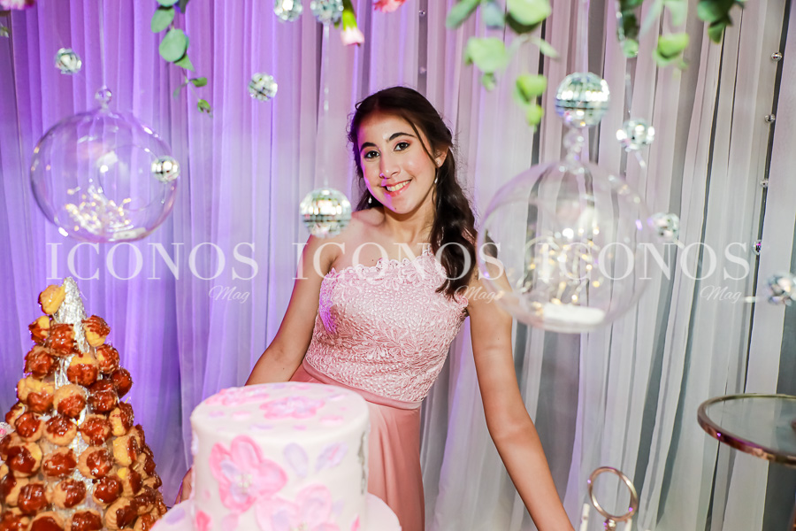Quince años Aida Handal (1)