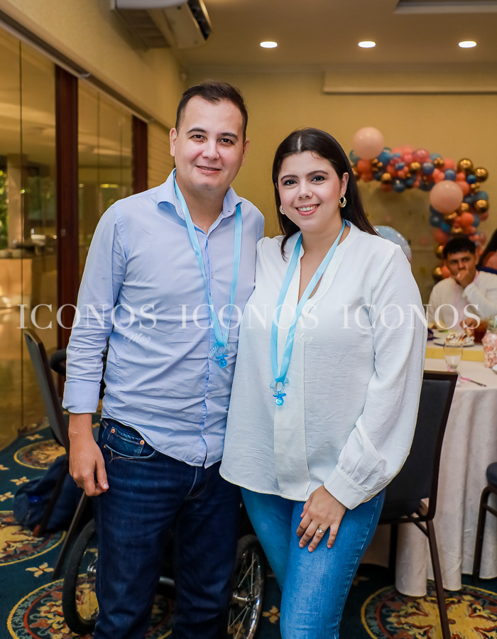 Revelación de género Jackeline González