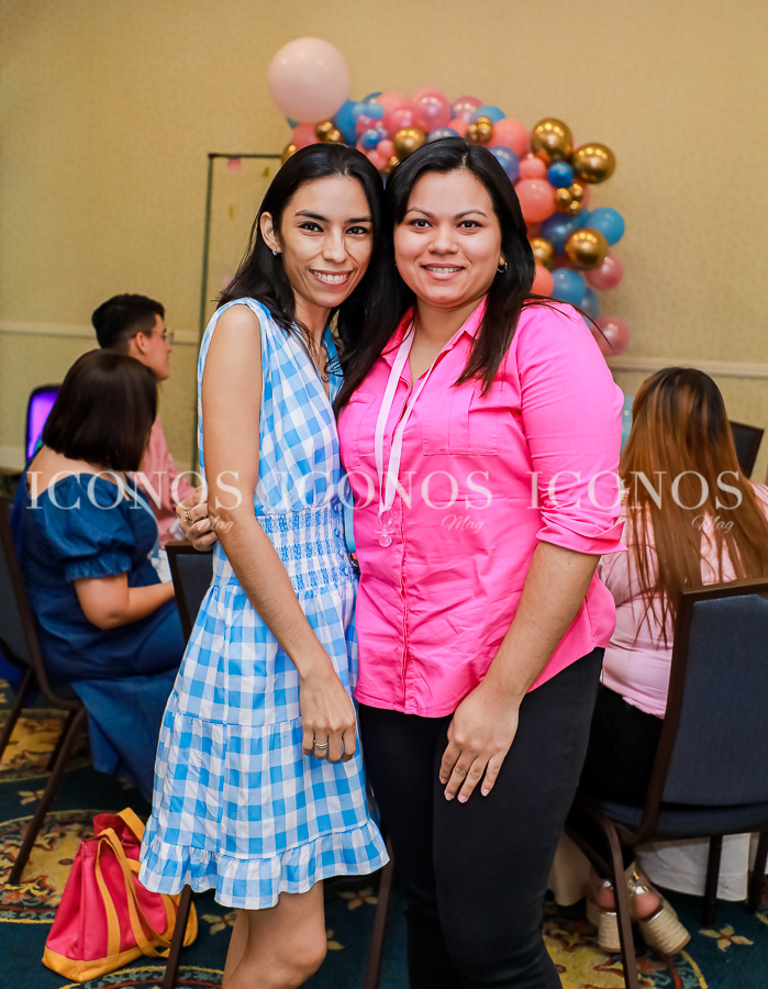 Revelación de género Jackeline González