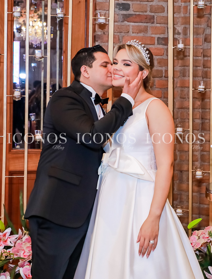 Katherine Gysell Bonilla Fernández y Carlos Arturo Faraj Becerra