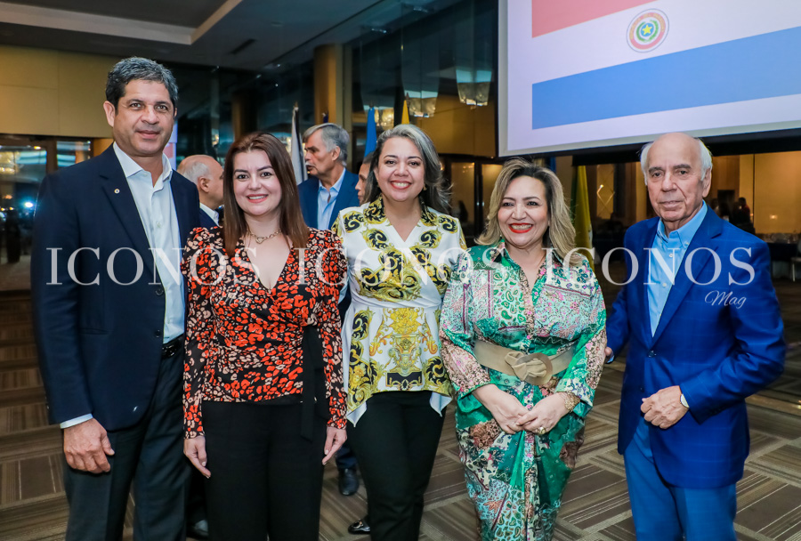 Cena consulado Rumanía Cuerpo Consular Sampedrano