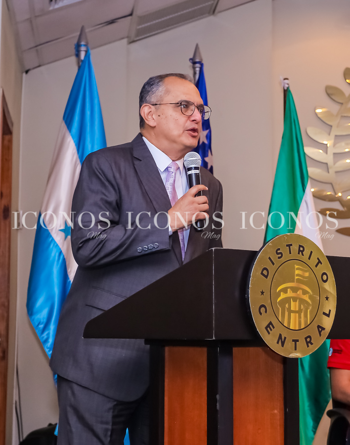 Memorándum de entendimiento UTH Honduras y AMDC