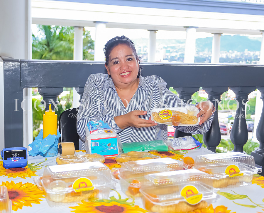 Memorándum de entendimiento UTH Honduras y AMDC
