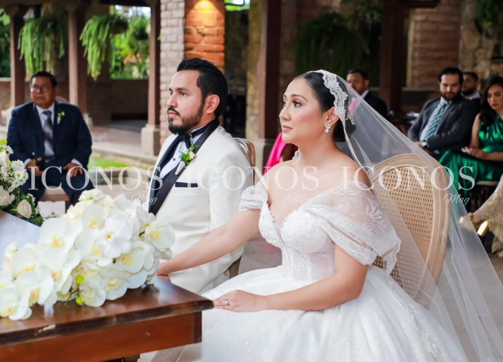 Boda civil Nickolle Urquía y Jorge Herrera