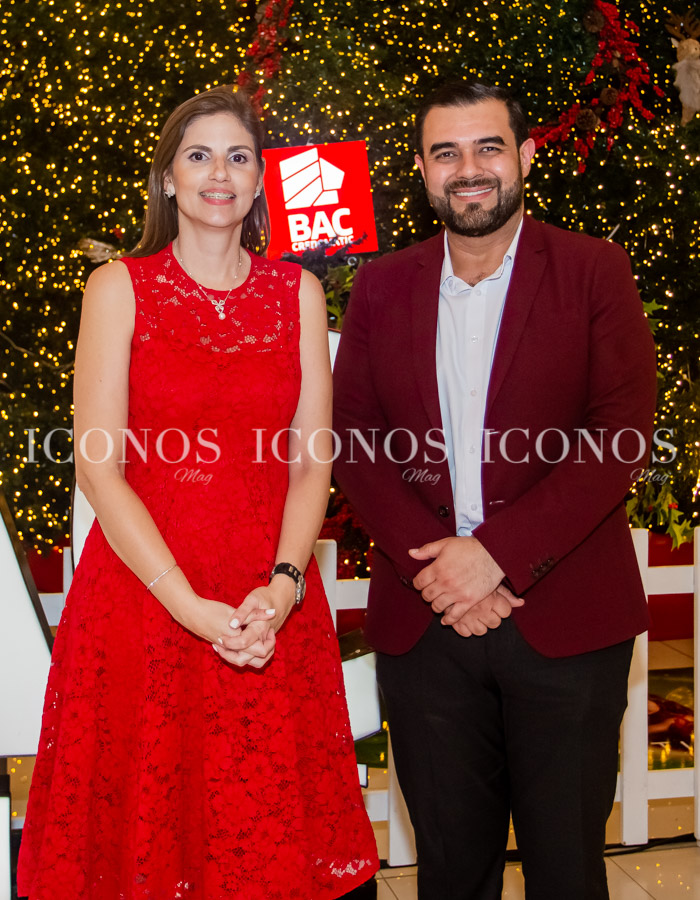 Encendida árbol de Navidad 2023 by Mall Multiplaza y Bac Honduras