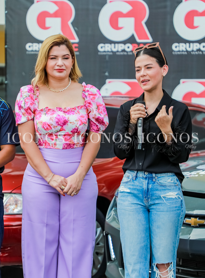 Entrega Camaro 2019 en Feria Creditón 2023 San Pedro Sula