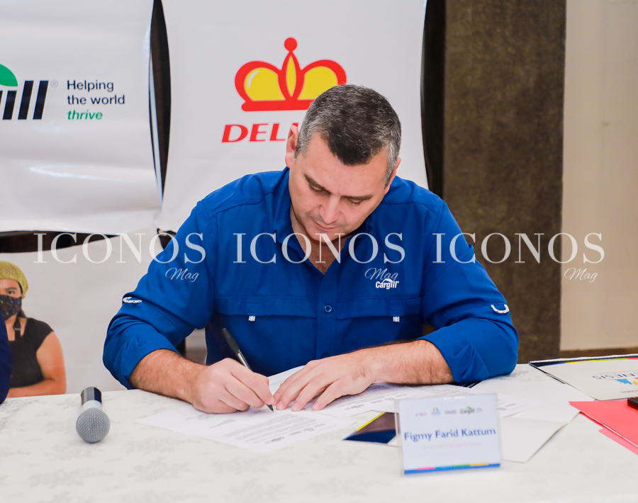 Entrega kits emprendimiento 2023 by Cargill Honduras (17)