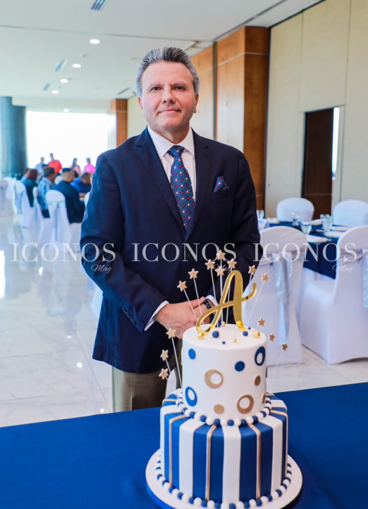 cumpleanos pastor Alejandro Espinoza