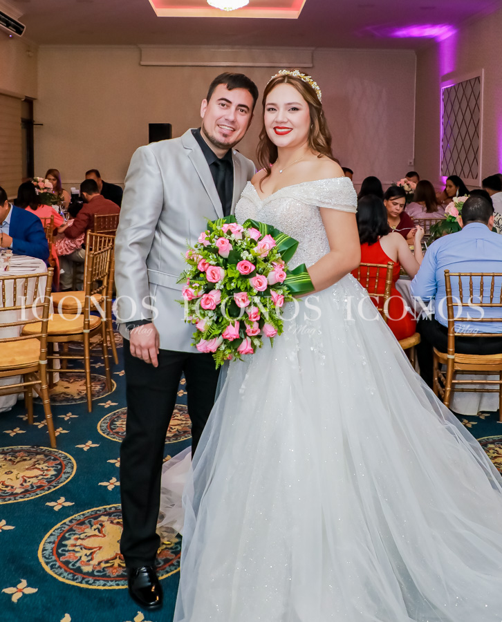 Boda civil Cristell Paz y Yefri Fernández