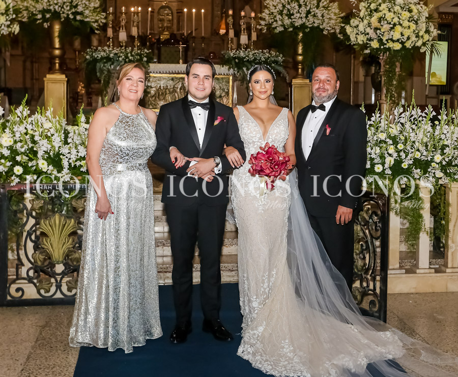 Misa boda Maria Fernanda Alcerro Lopez y Jose Mario Lanza Barahona