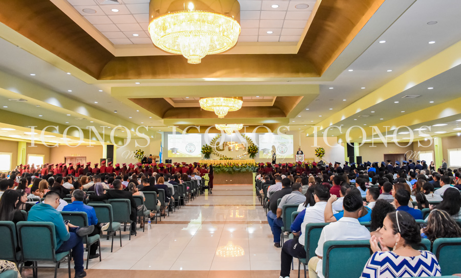Graduación 2023 UTH campus El Progreso 1