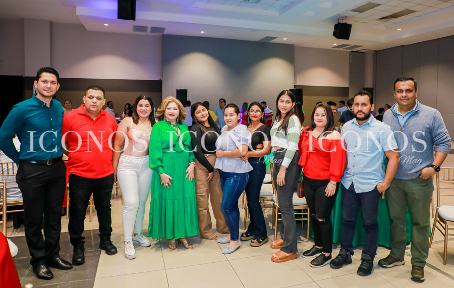 Christmas lunch 2023 by Grupo MacDel Honduras 2 (1)