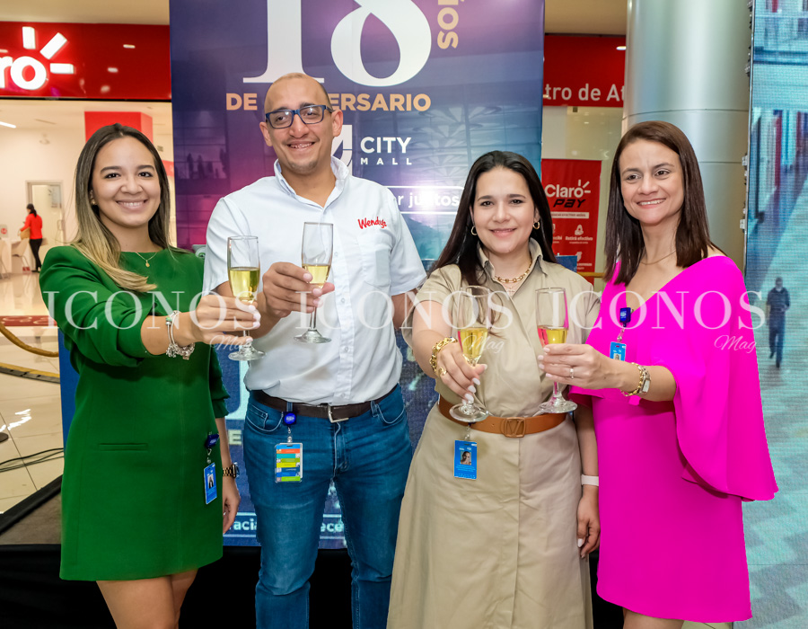 Cóctel 18 aniversario City Mall San Pedro Sula Honduras