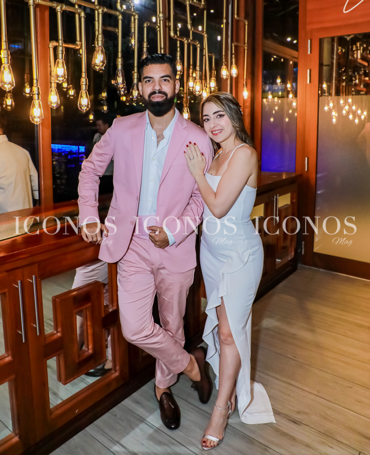 Boda civil Karime Canahuati y Kirt Merren