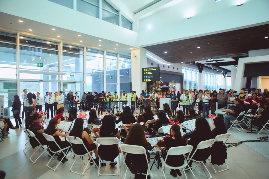 Encendido de Navidad 2023 Aeropuerto Internacional Palmerola