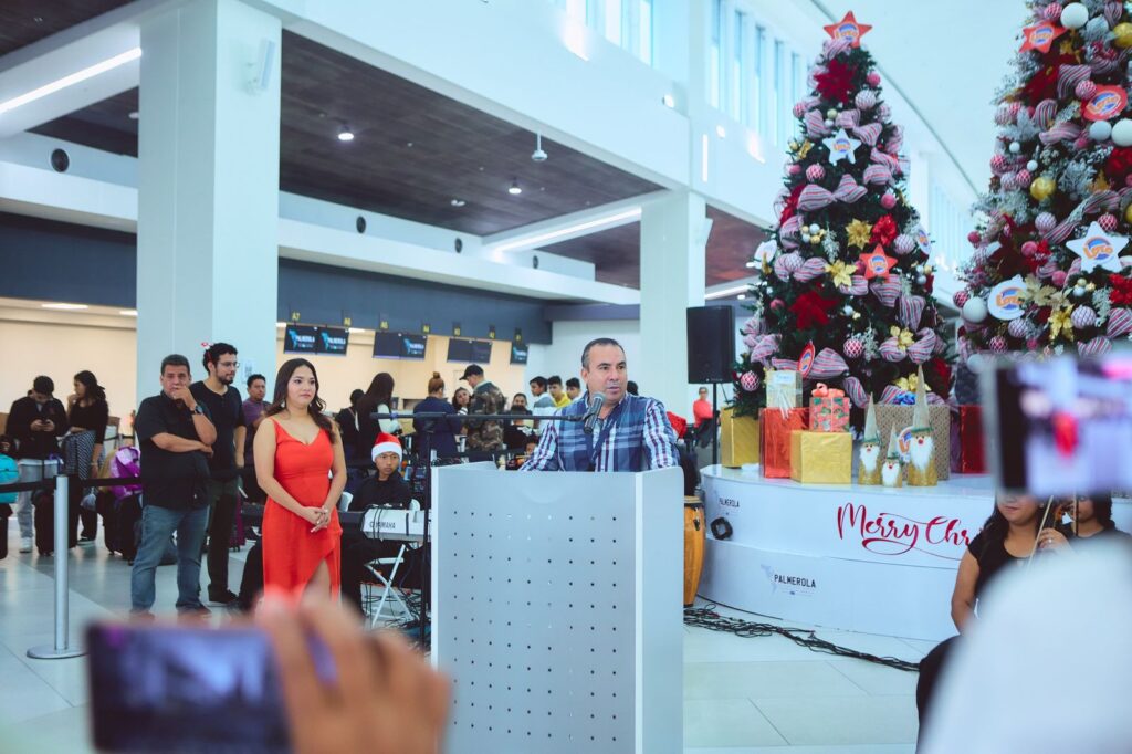 Encendido de Navidad 2023 Aeropuerto Internacional Palmerola