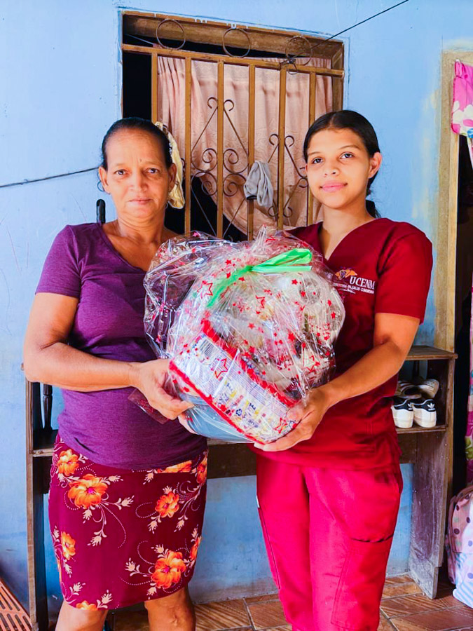 Entrega canastas navideñas by UCENM Honduras