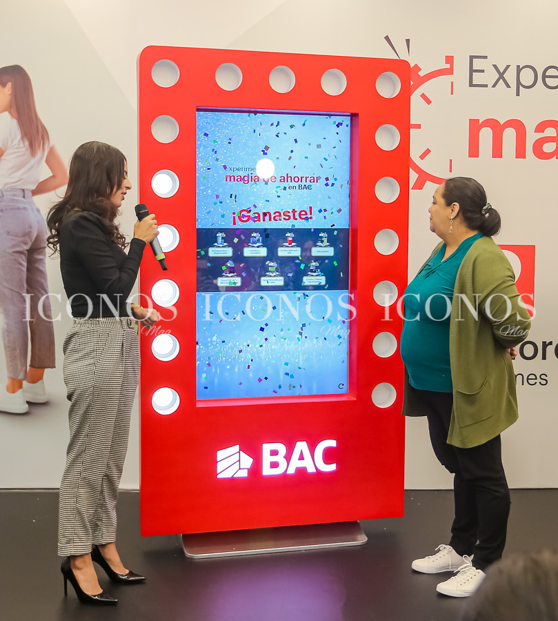 Ganadores campaña Experimenta la magia de ahorrar 2023 by Bac Honduras