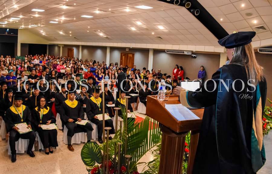 La 26 graduación Universidad Tecnológica de Honduras UTH El Progreso