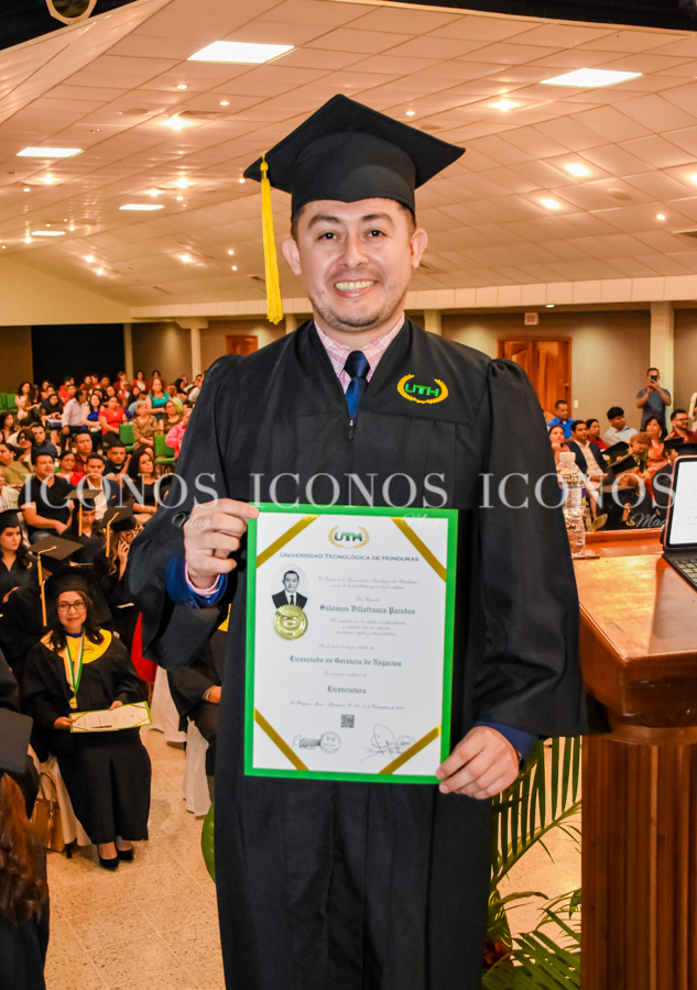 Graduación 2023 UTH campus El Progreso 3