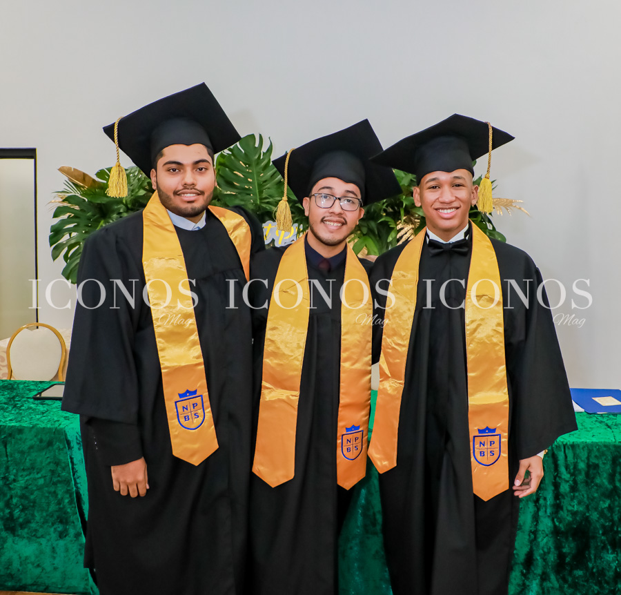 Primera promoción Bachilleres 2023 New People Bilingual School