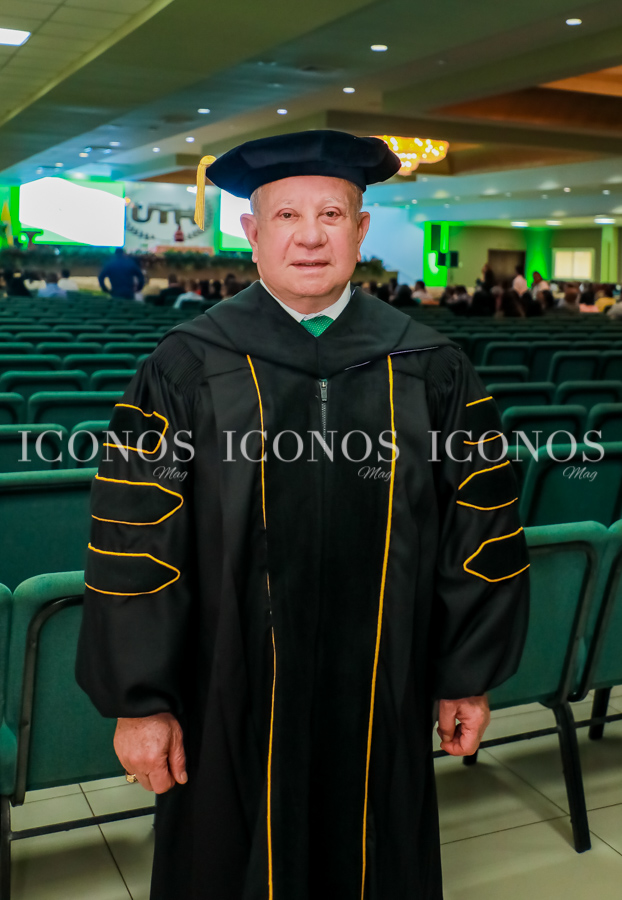 La 52 ceremonia graduación by UTH San Pedro Sula 2 (1)