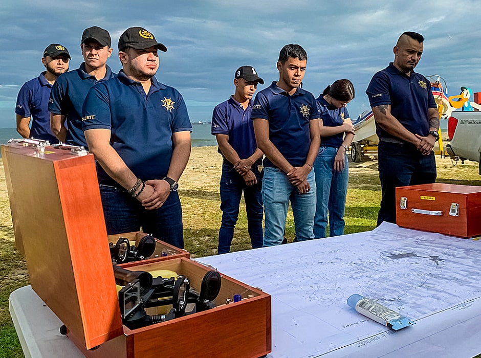 PORTADA-Evaluacion-estudiantes-Gestion-Portuaria-by-UCENM-Honduras-min