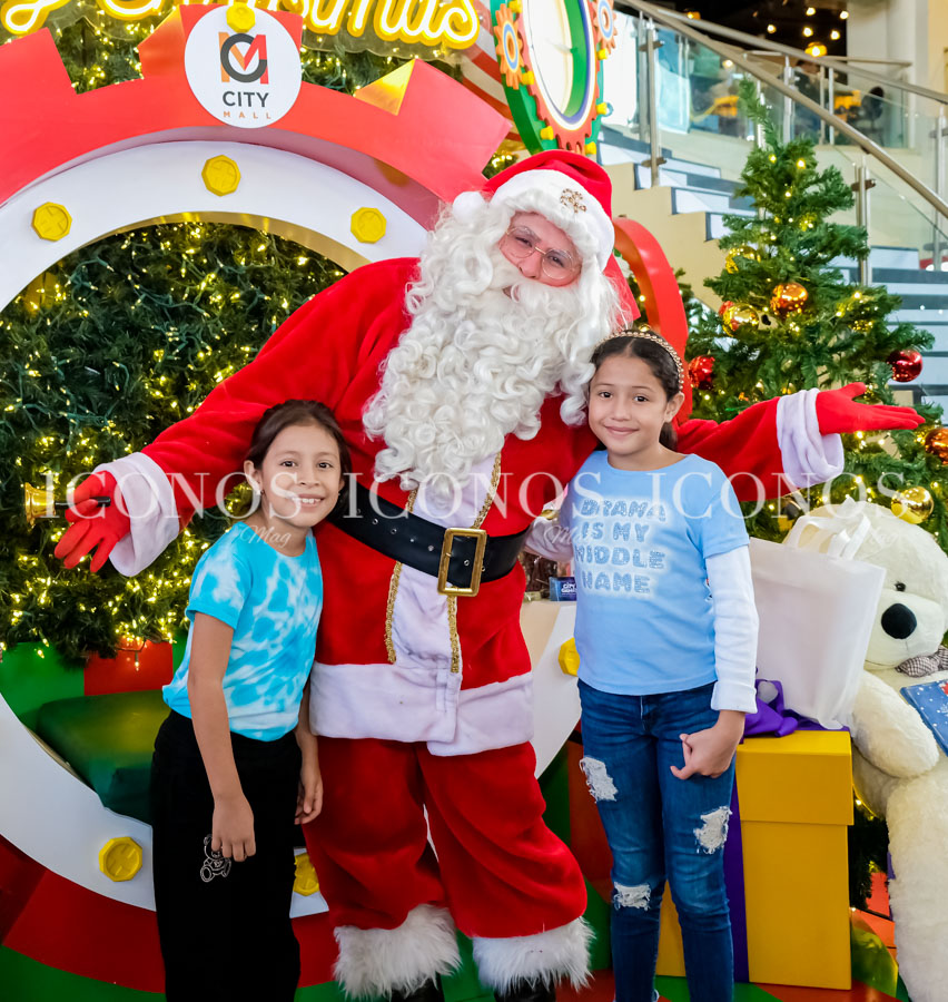 Taller Santa's factory 2023 by City Mall San Pedro Sula