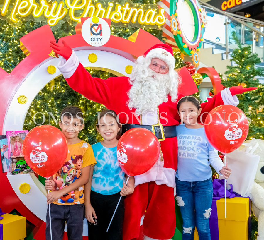 Taller Santa's factory 2023 by City Mall San Pedro Sula